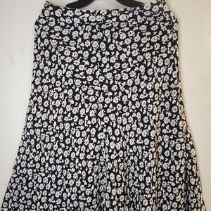 ZARA Floral Black and White Women's Skirt Size M